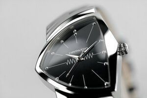 Годинник Hamilton Ventura Quartz H24411732 580077 фото