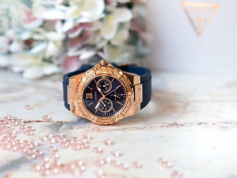 Часы Guess W1053L1 3798 фото