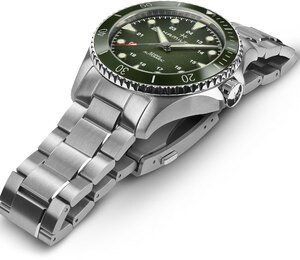 Часы Hamilton Khaki Navy Scuba Auto H82525160 580617 фото