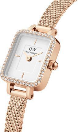 Часы Daniel Wellington Quadro Mini Lumine Bezel Rose Gold DW00100731 375861 фото Часы Daniel Wellington Quadro Mini Lumine Bezel Rose Gold DW00100731 375861 фото