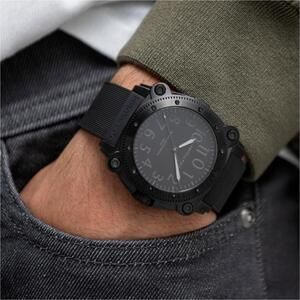 Часы Hamilton Khaki Navy BeLOWZERO Auto Titanium H78505330 580518 фото