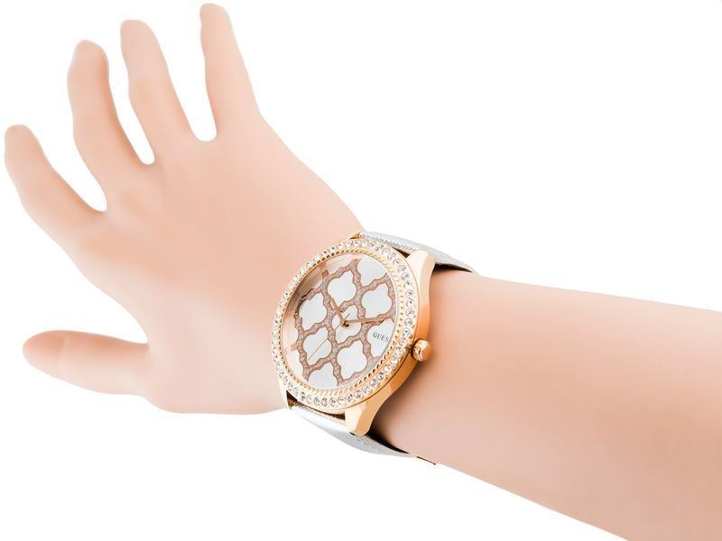 Годинник Guess W0579L9 4269 фото