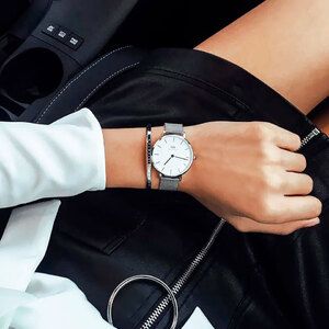 Часы Daniel Wellington Petite Sterling DW00100164 375242 фото