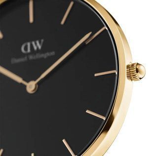 Часы Daniel Wellington Petite Evergold DW00100345 375367 фото
